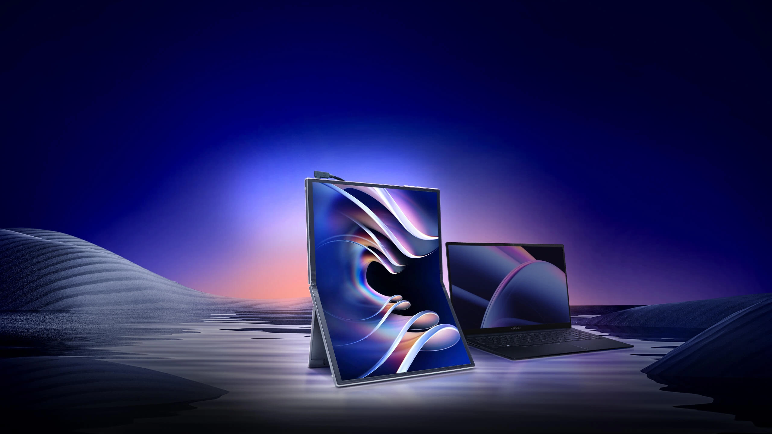 ZenScreen Fold OLED MQ17QH（画像出典：ASUS）