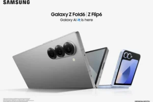 Samsung Galaxy Z Fold6の薄型デザインと大画面ディスプレイ、AI機能を示した折りたたみスマートフォン