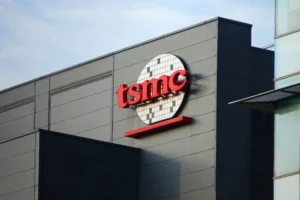TSMCの日本における3nm半導体投資とAI向けチップ製造拡大を示すイメージ