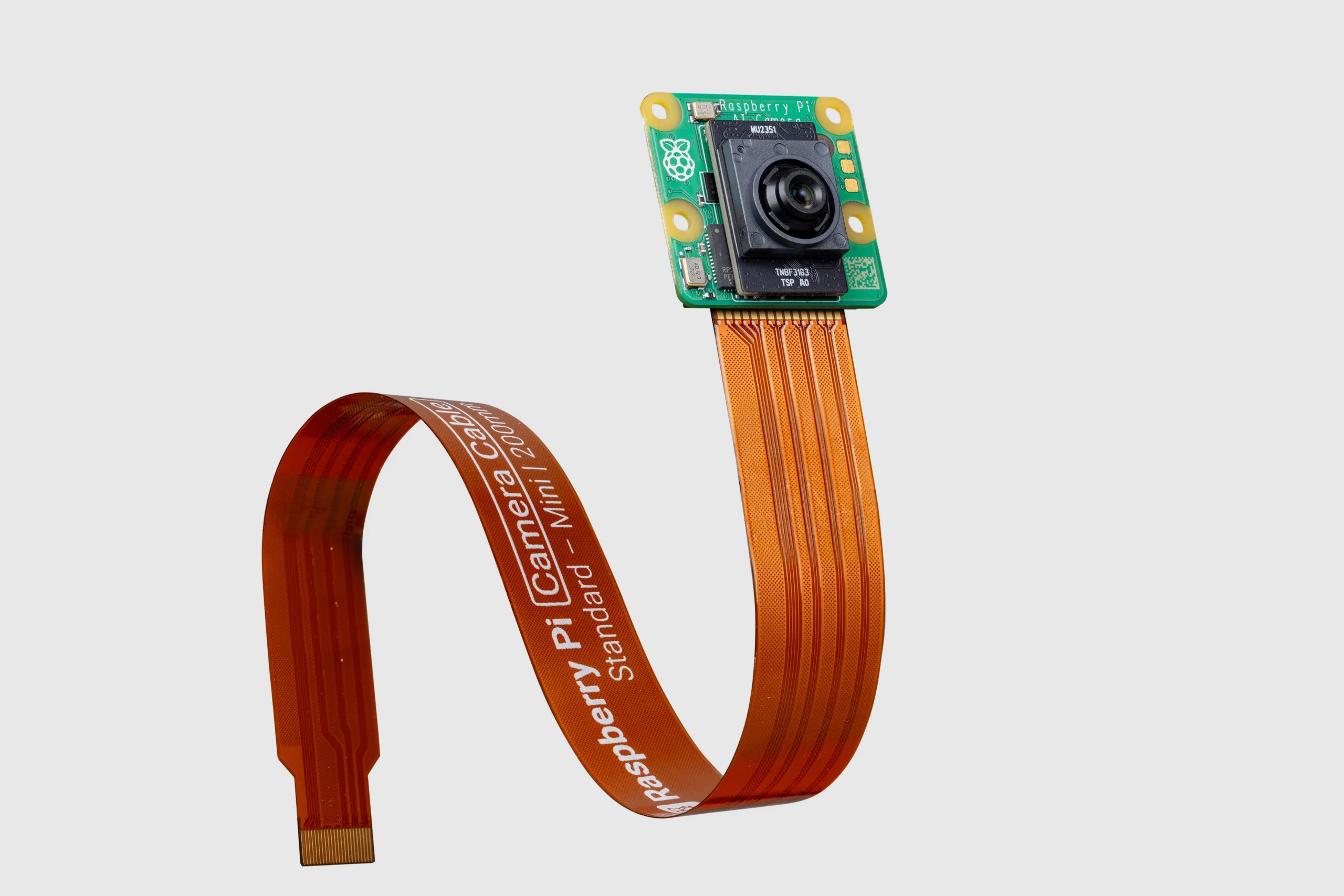 Raspberry Pi AI Camera powered by Sony IMX500 intelligent vision sensor ( 画像出典：Sony Europe Press Centre「Sony Semiconductor Solutions and Raspberry Pi launch Raspberry Pi AI camera」 )