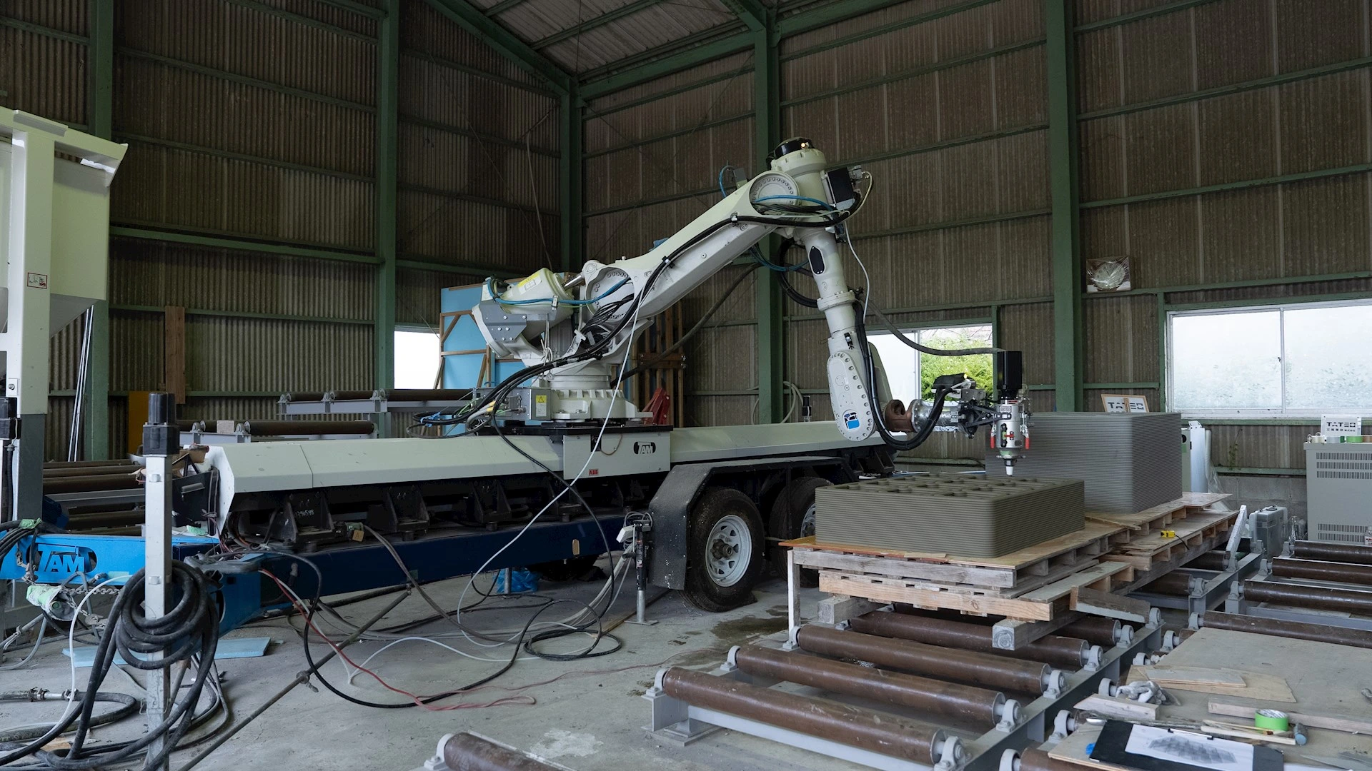 ABBロボットによる建設3Dプリンティングのイメージ（Image Source: ABB）